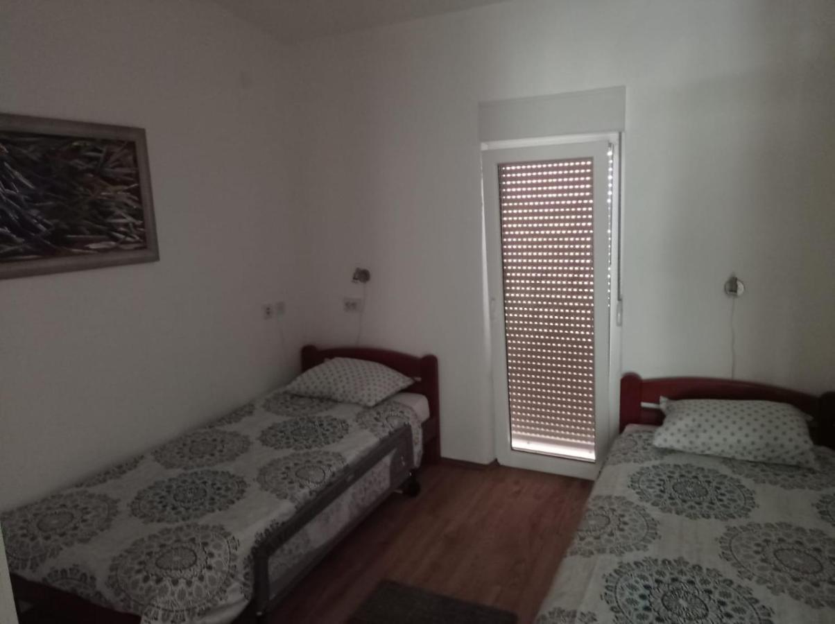 Ap Jurisic Apartment Бибине Екстериор снимка